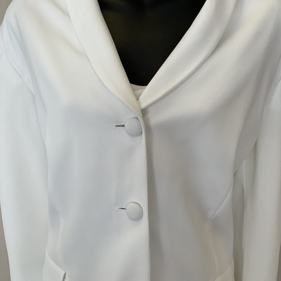 EMILY Polyester Skirt Suit Size 10 White Lined Notch Collar Cocktail 2PC - Picture 4 of 11